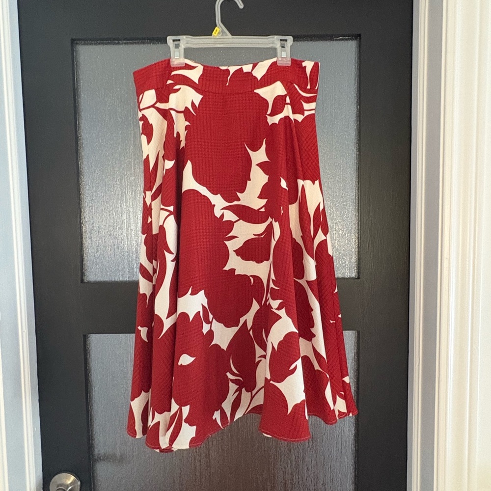 Ann Taylor Red and White Floral Skirt